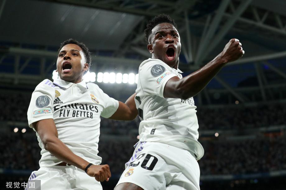 近了球迷与 近了球迷与