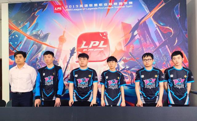 蓝黑军团 蓝黑军团