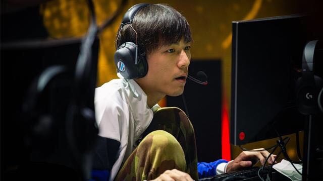 威声中占据 威声中占据