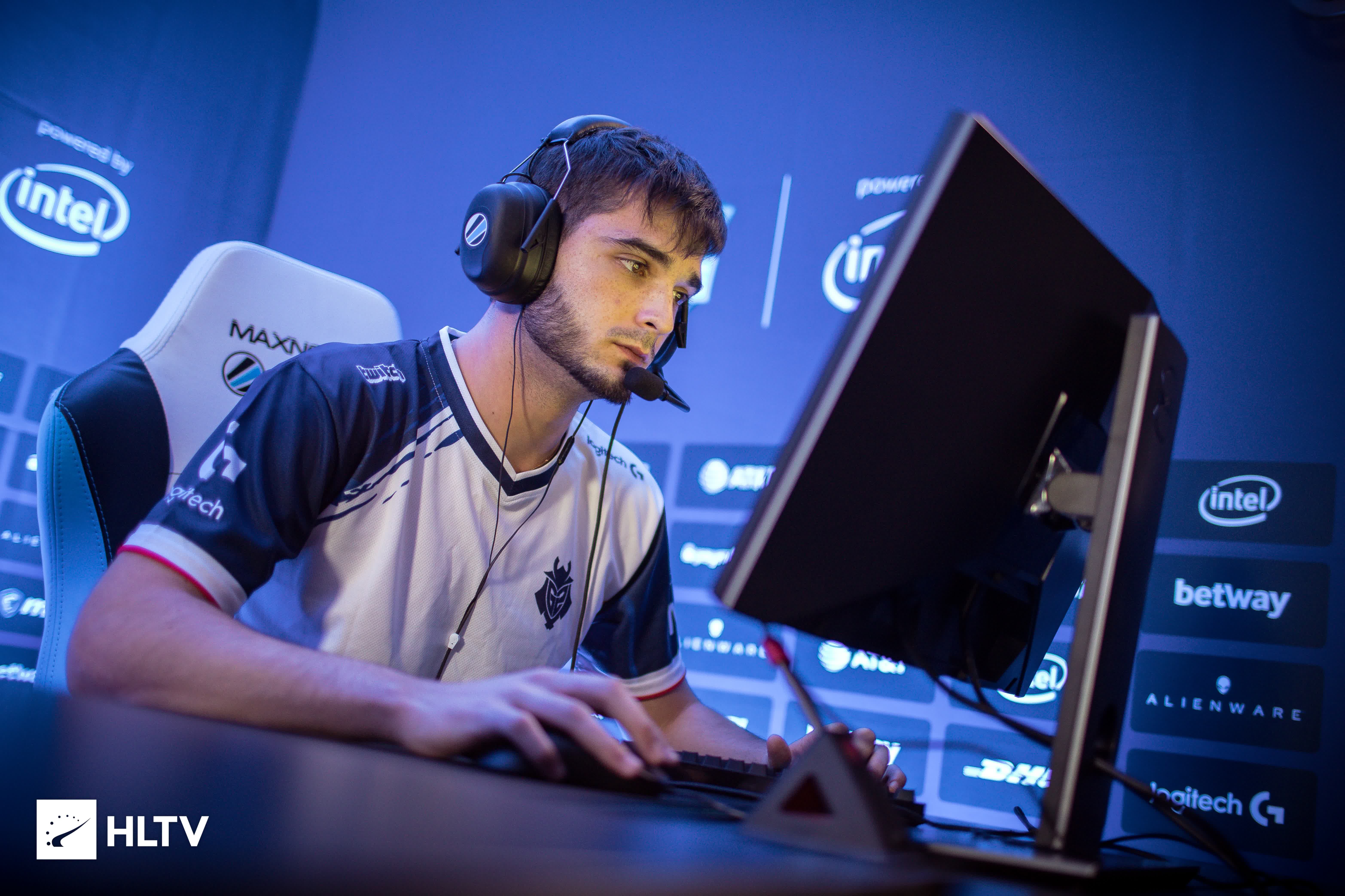 中并不多见 中并不多见